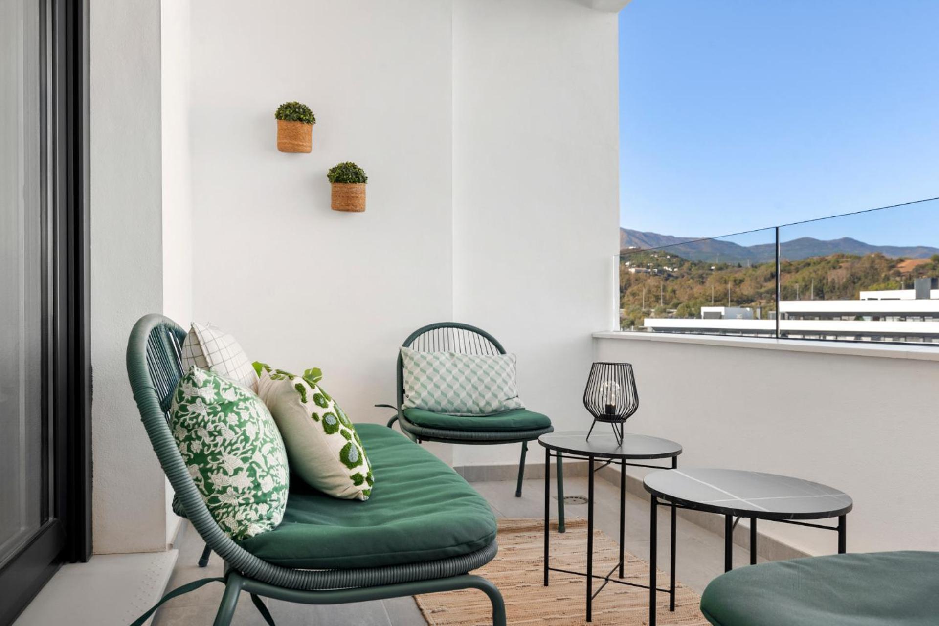 Beautiful 2-Bedroom Apartment Near Center And Beach Estepona Buitenkant foto