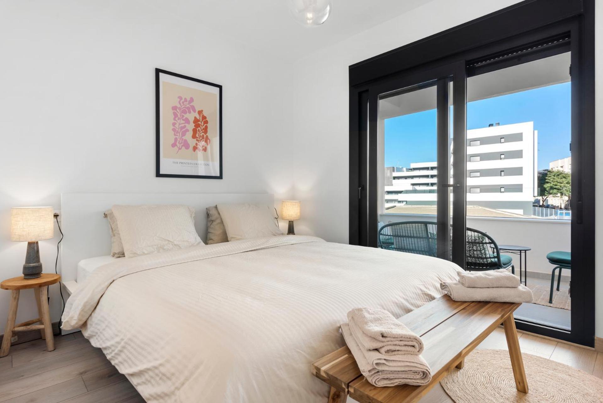 Beautiful 2-Bedroom Apartment Near Center And Beach Estepona Buitenkant foto